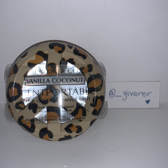 Vanilla Coconut Scentportable Leopard Bath & Body - Picture 1 of 8